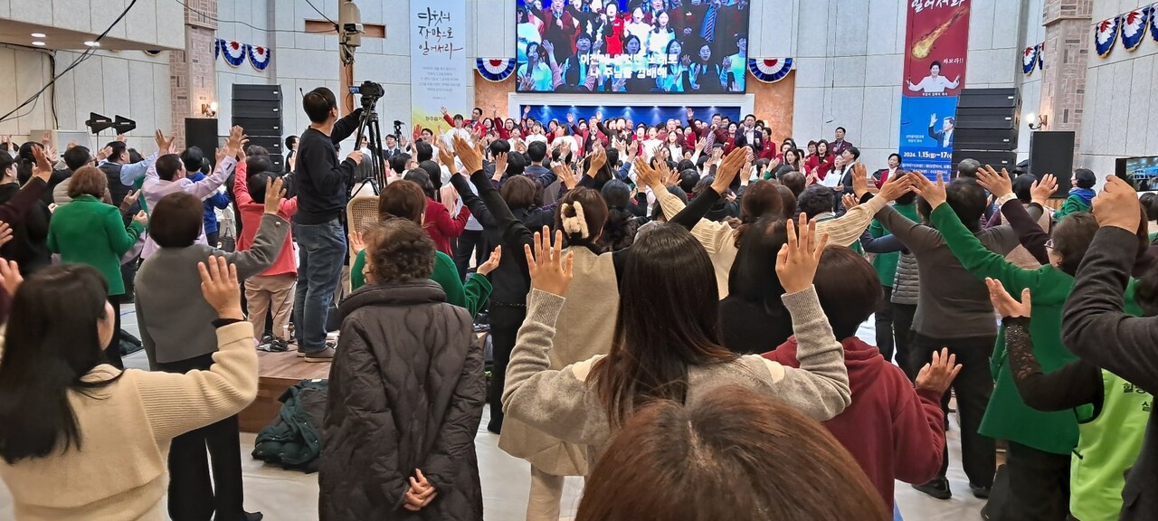 청주즐거운교회를 시작으로 시동을 건 김록이 목사 초청 연합성회는 지역교회를 살리고, 한국교회를 살리는 집회로 자리를 잡았다.